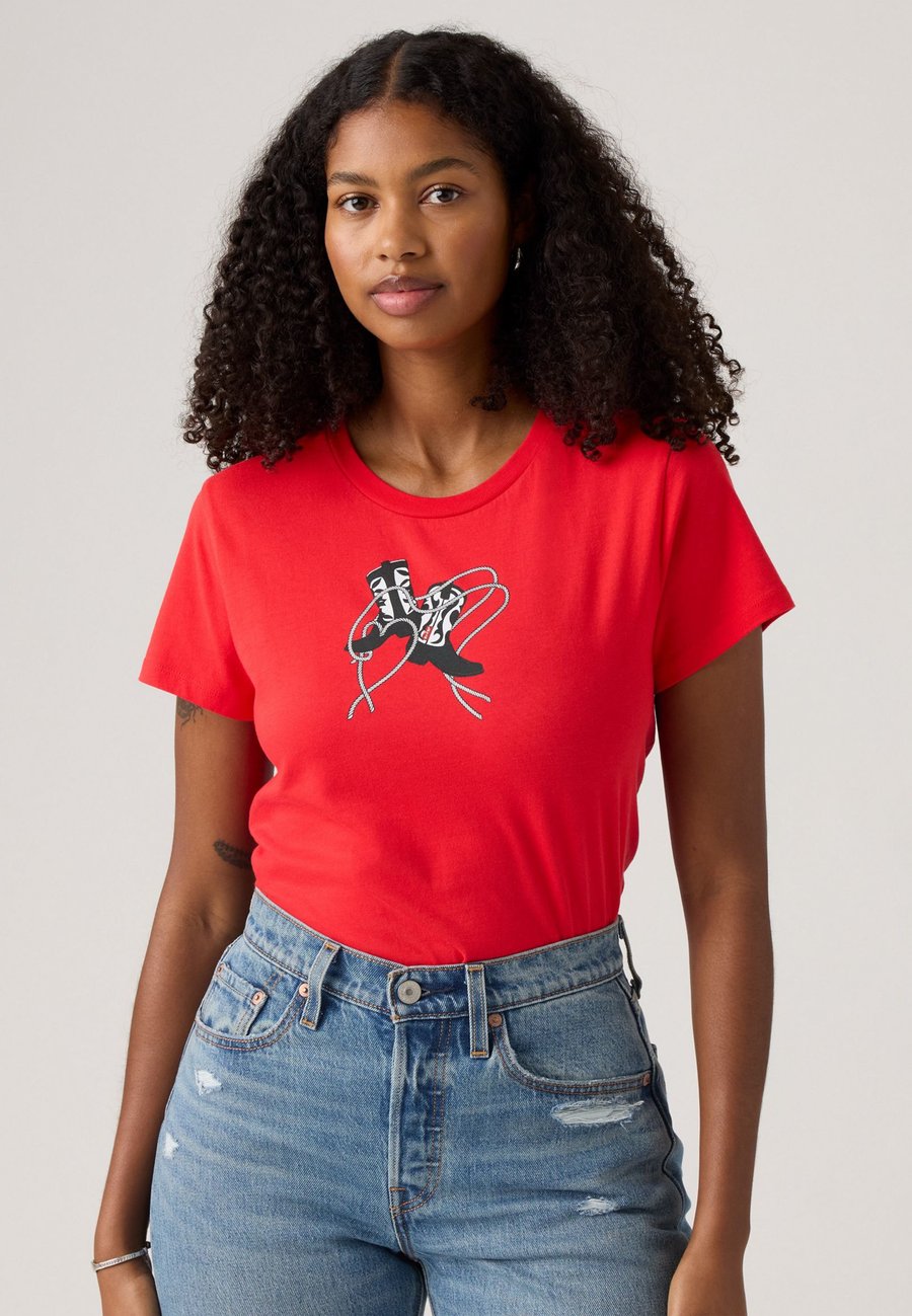 Футболка Levi's THE PERFECT TEE, True Red/Red
Футболка Levi's THE PERFECT TEE, True Red/Red