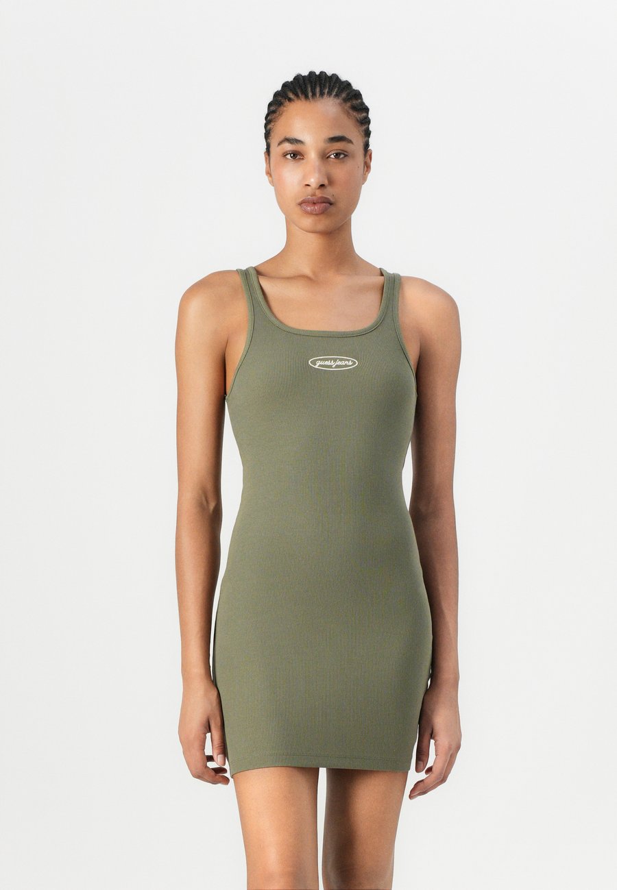 Платье Guess Jeans TANK SLIM EMBRO, Olive Light Green/Green
Платье Guess Jeans TANK SLIM EMBRO, Olive Light Green/Green