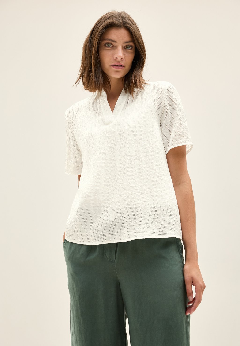 Блуза MIT STRUKTUR Cecil, кремовый
Блуза MIT STRUKTUR Cecil, кремовый