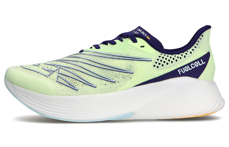 Мужские кроссовки New Balance NB FuelCell
Мужские кроссовки New Balance NB FuelCell