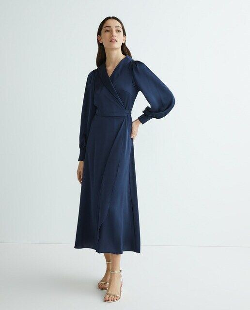 Длинное атласное платье Vila, темно-синий
Длинное атласное платье Vila, темно-синий