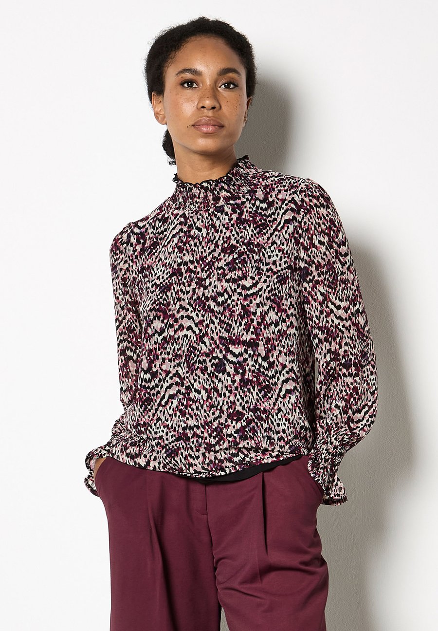 Блуза Apricot ANIMAL , Pink
Блуза Apricot ANIMAL , Pink