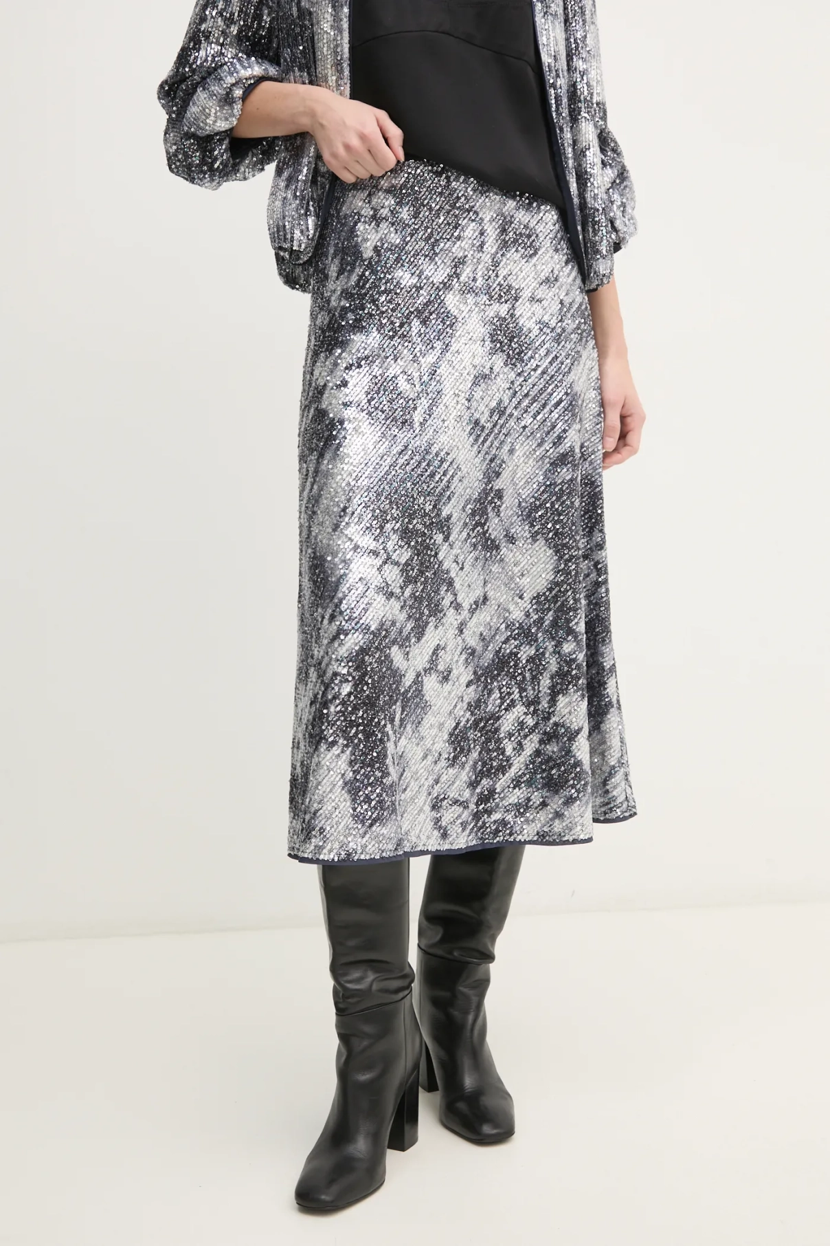 Юбка DIANE VON FURSTENBERG, серебряный
Юбка DIANE VON FURSTENBERG, серебряный