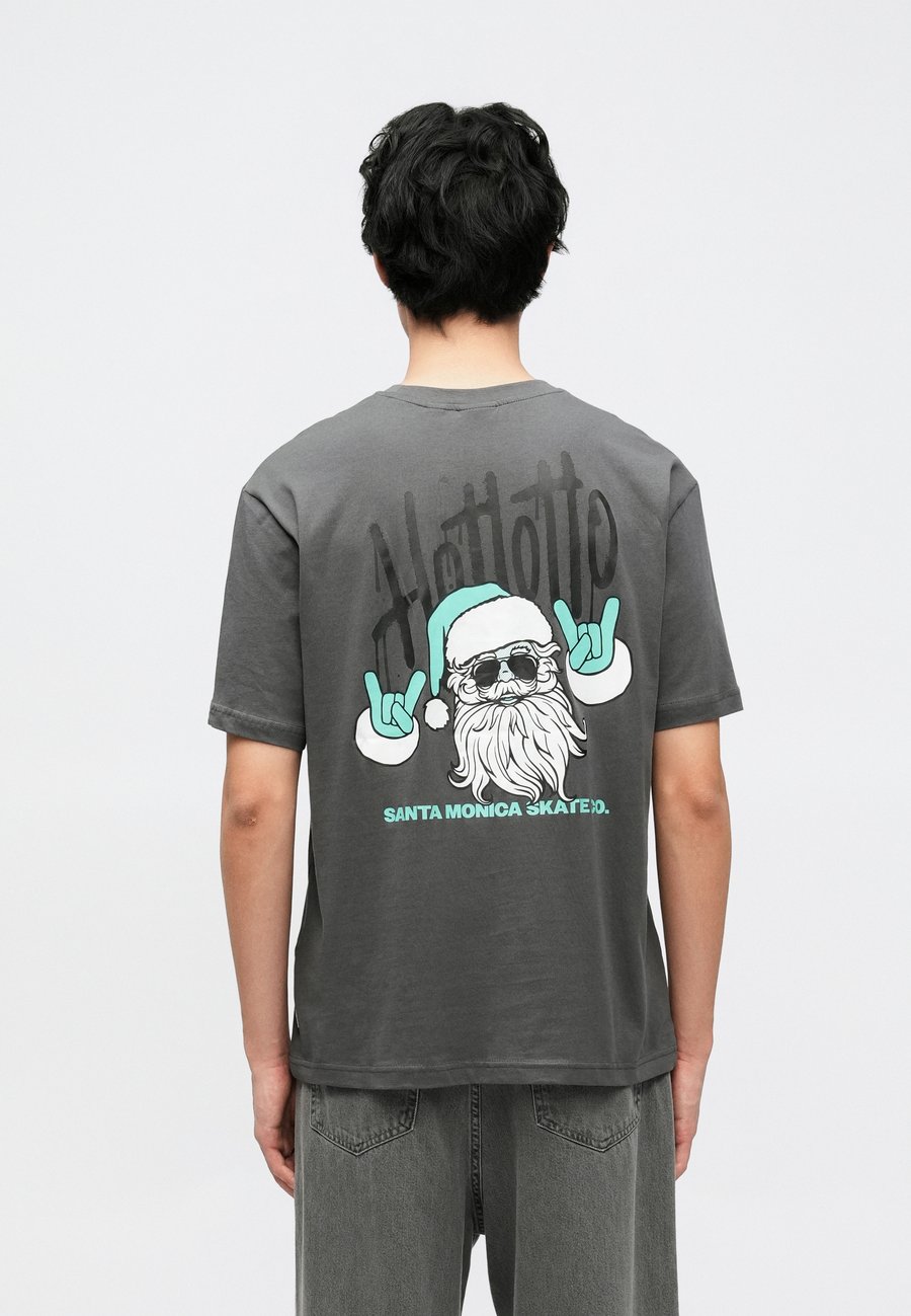 Футболка Only & Sons ONSCIFF XMAS TEE, Grey /Grey, Серый, Футболка Only & Sons ONSCIFF XMAS TEE, Grey /Grey
Футболка Only & Sons ONSCIFF XMAS TEE, Grey /Grey, Серый, Футболка Only & Sons ONSCIFF XMAS TEE, Grey /Grey