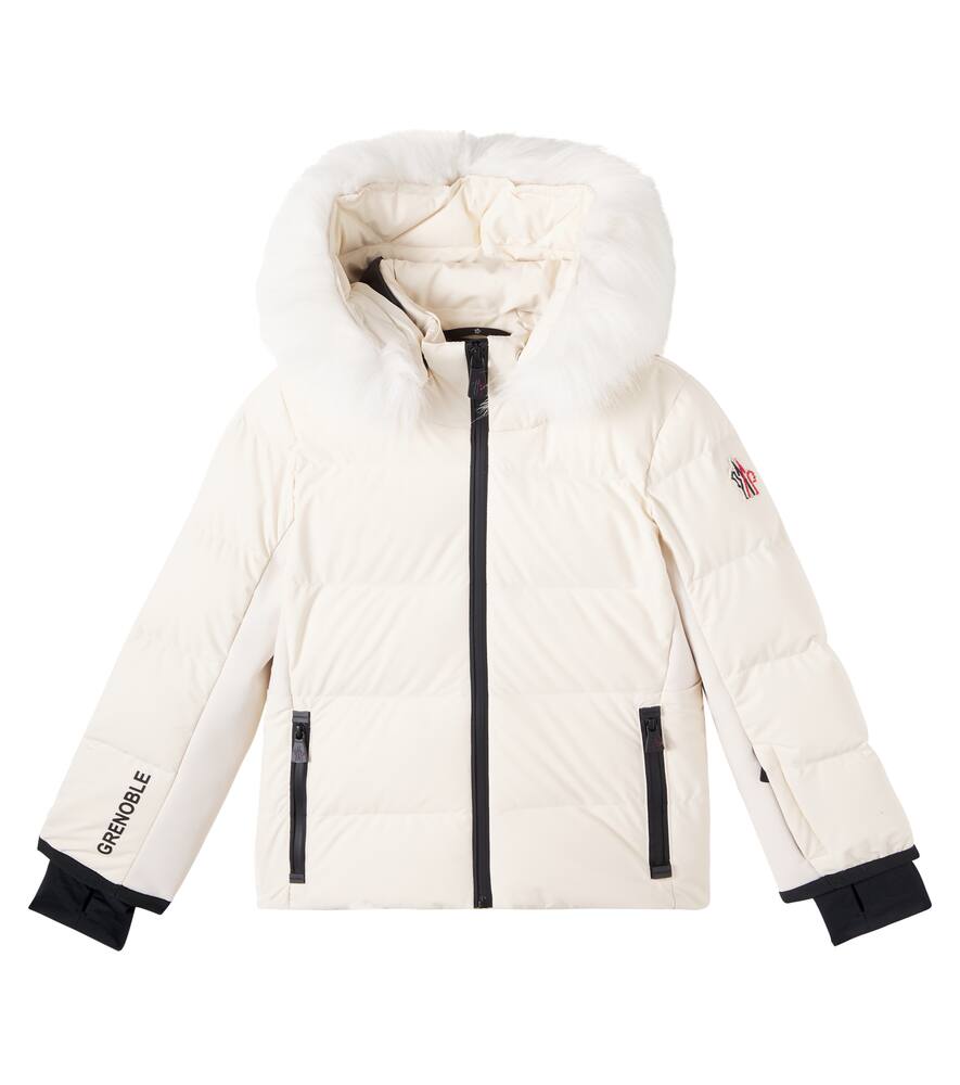 Пуховик для горнолыжного спорта Moncler Grenoble Enfant, White
Пуховик для горнолыжного спорта Moncler Grenoble Enfant, White