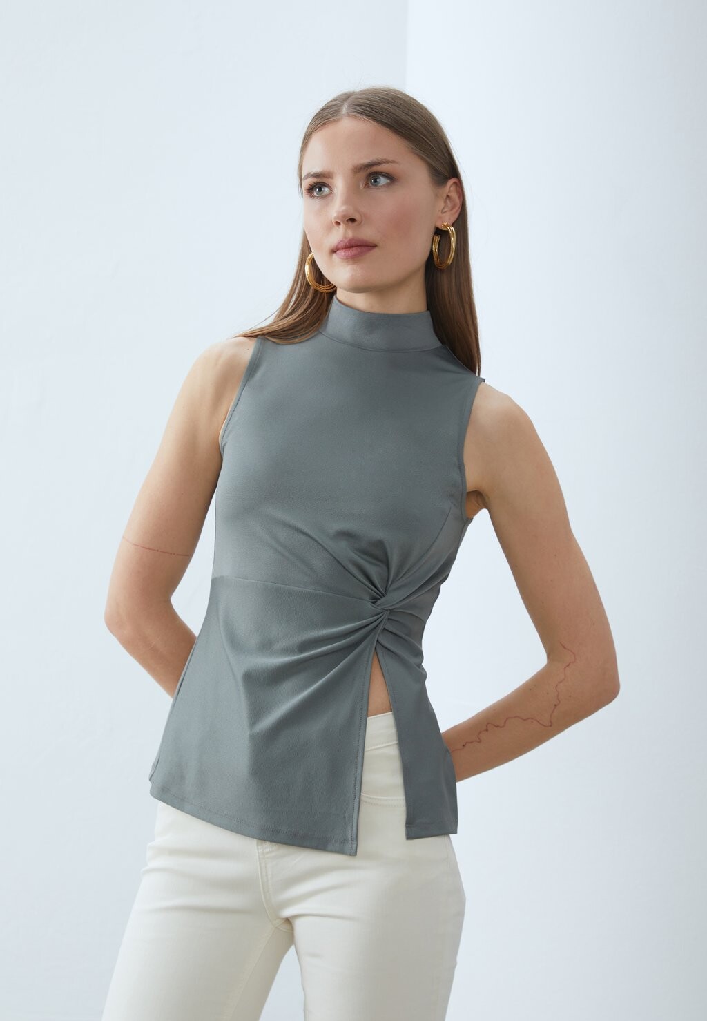 Топ Anna Field, сине-серый
Топ Anna Field, сине-серый