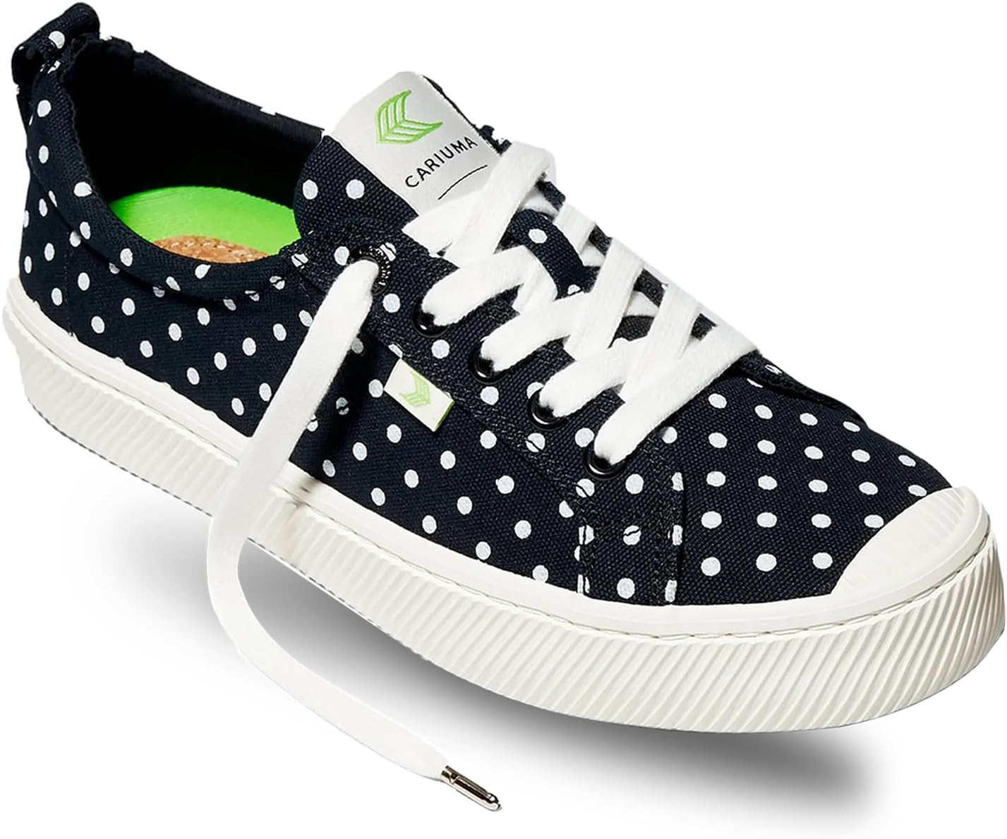 Кеды Cariuma OCA Low из канваса, удобная обувь для мужчин, легкая и экологичная, универсальная повседневная обувь с 100 веганскими стельками, резиновая подошва, белый
Кеды Cariuma OCA Low из канваса, удобная обувь для мужчин, легкая и экологичная, универсальная повседневная обувь с 100 веганскими стельками, резиновая подошва, белый