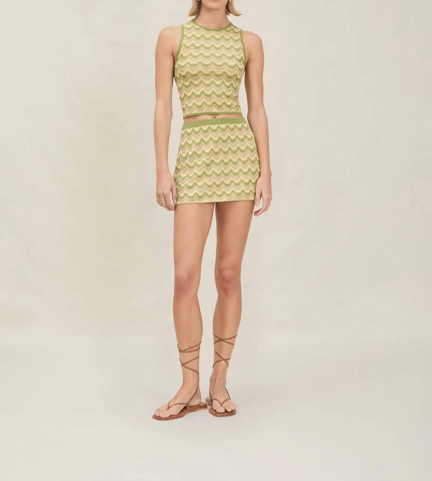 Лата топ в цвете фисташка Devon Windsor, Pistachio
Лата топ в цвете фисташка Devon Windsor, Pistachio