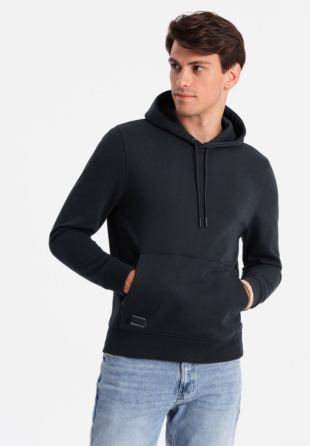 Толстовка с капюшоном KANGAROO Ombre, черный
Толстовка с капюшоном KANGAROO Ombre, черный