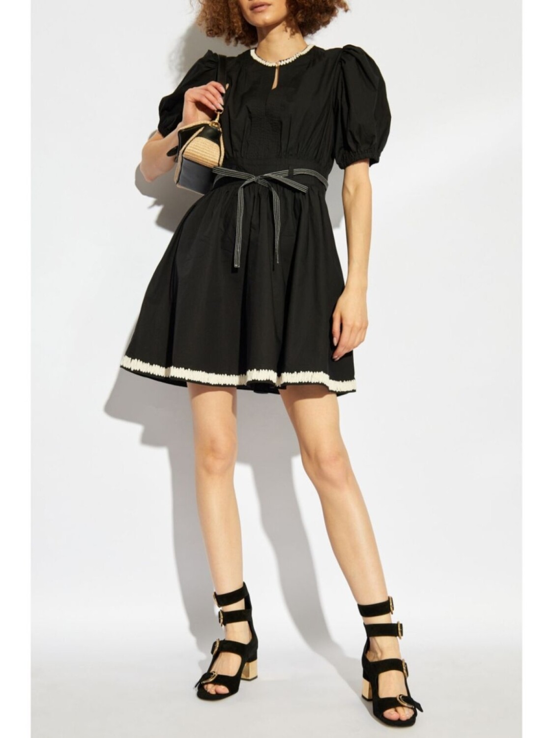 Ulla Johnson мини-платье с завязкой на талии, черный
Ulla Johnson мини-платье с завязкой на талии, черный