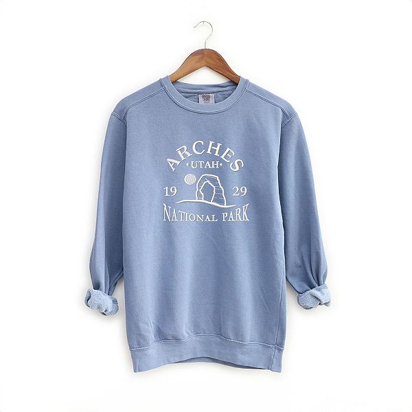 Вышитый свитшот utah arches garment dyed Simply Sage Market, Blue Jean
Вышитый свитшот utah arches garment dyed Simply Sage Market, Blue Jean