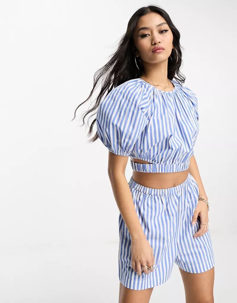 Комбинированный топ с вырезом в синюю полоску ASOS, Синий, Комбинированный топ с вырезом в синюю полоску ASOS
Комбинированный топ с вырезом в синюю полоску ASOS, Синий, Комбинированный топ с вырезом в синюю полоску ASOS