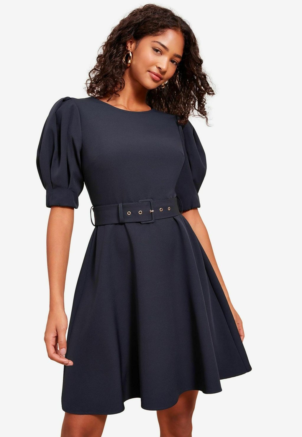 Повседневное платье Friends Like These, синий
Повседневное платье Friends Like These, синий