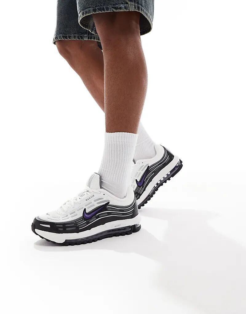 Кроссовки Nike Air Max TL 2.5 белого и черного цветов
Кроссовки Nike Air Max TL 2.5 белого и черного цветов