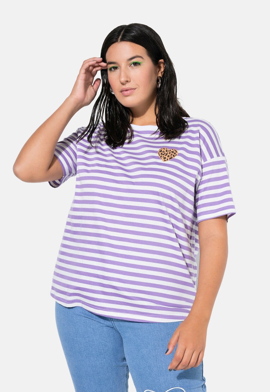 Футболка Studio Untold RINGEL, HEART, HALBARM, Purple, Фиолетовый, Футболка Studio Untold RINGEL, HEART, HALBARM, Purple
Футболка Studio Untold RINGEL, HEART, HALBARM, Purple, Фиолетовый, Футболка Studio Untold RINGEL, HEART, HALBARM, Purple