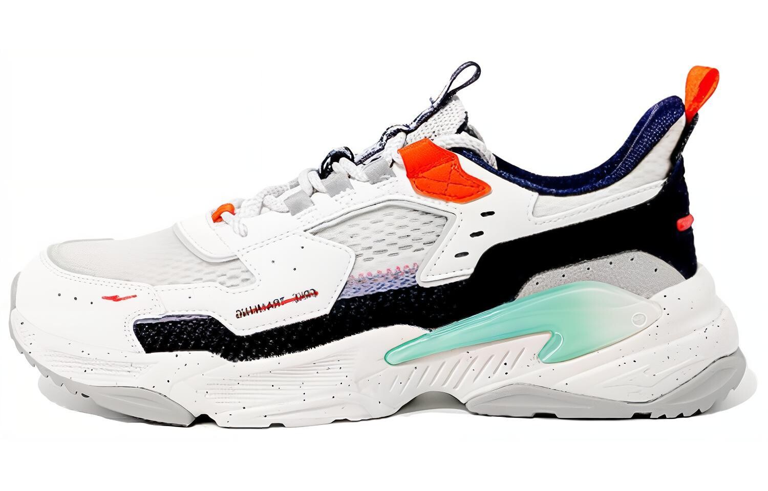 Кроссовки мужские низкие Oak Bud белый/темно-синий Erke
Кроссовки мужские низкие Oak Bud белый/темно-синий Erke