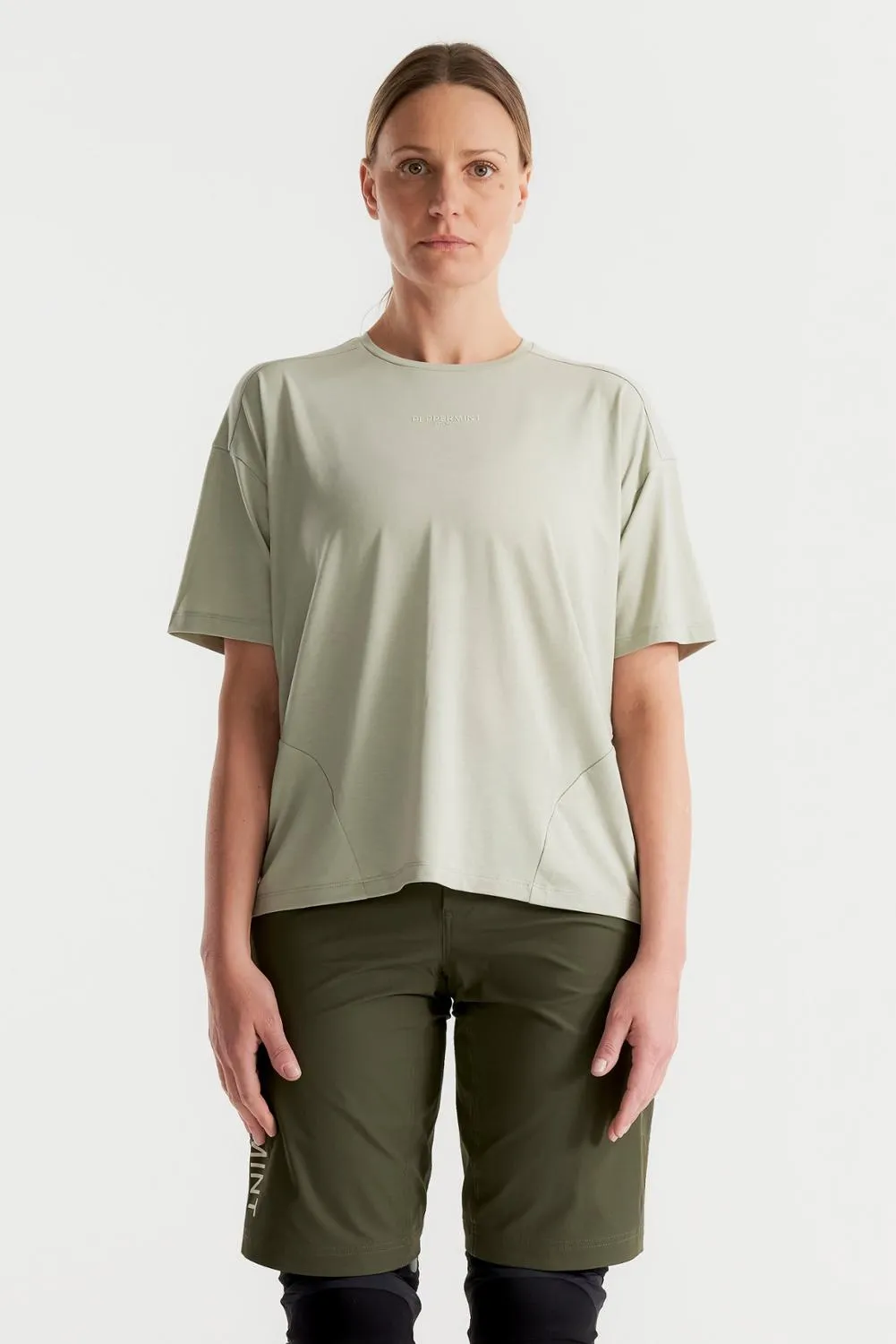 Пиковая велофутболка для женщин Peppermint Cycling Co., Sage
Пиковая велофутболка для женщин Peppermint Cycling Co., Sage