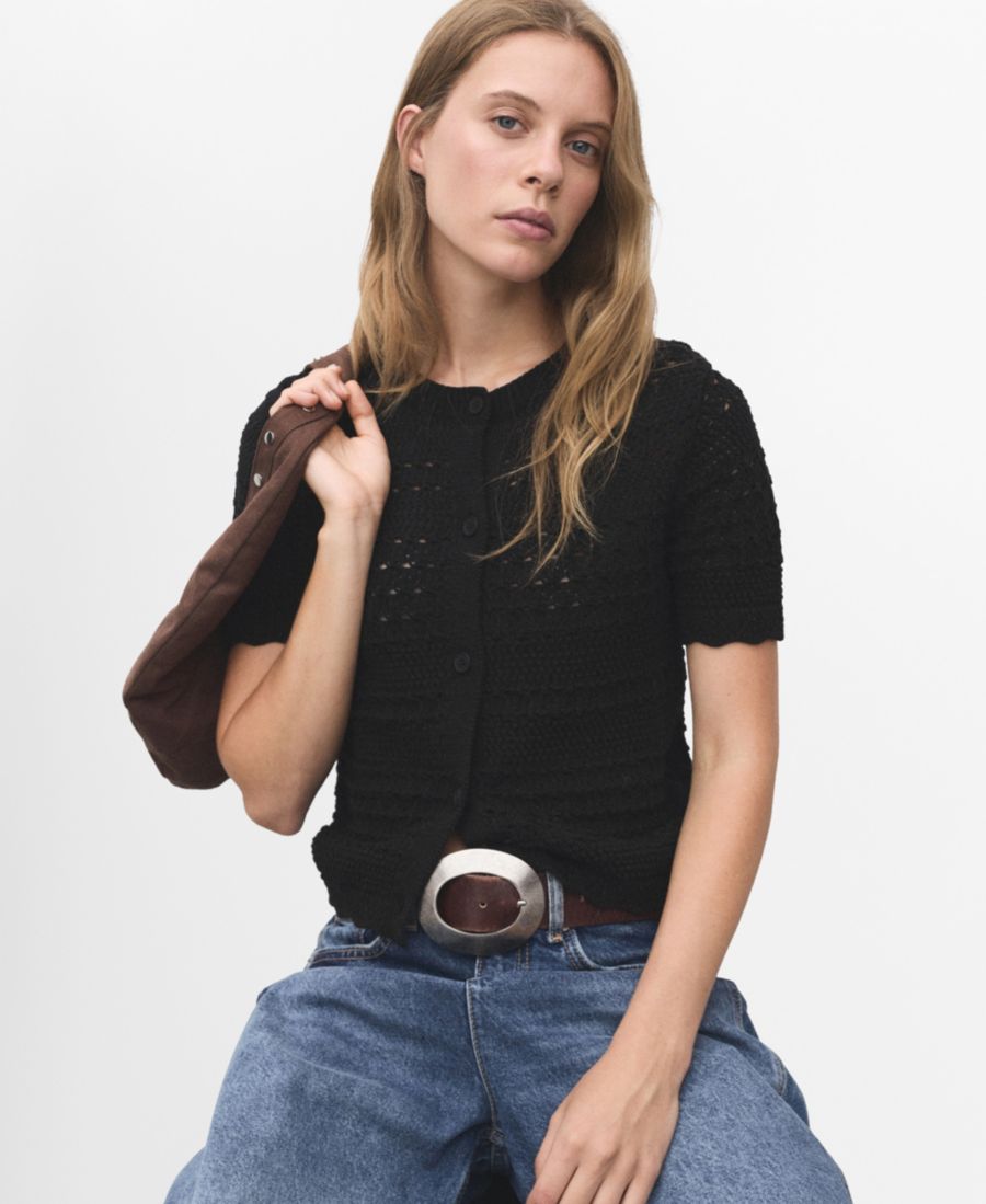 Женский вязаный кардиган с короткими рукавами MANGO, Black
Женский вязаный кардиган с короткими рукавами MANGO, Black