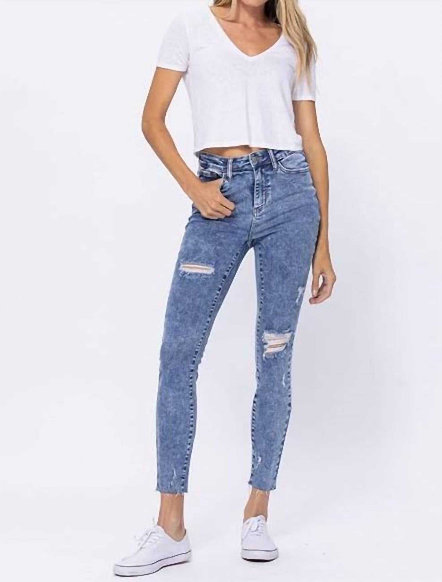 Джинсы-скинни с эффектом кислотной стирки Hi-Rise в синем цвете Judy Blue
Джинсы-скинни с эффектом кислотной стирки Hi-Rise в синем цвете Judy Blue