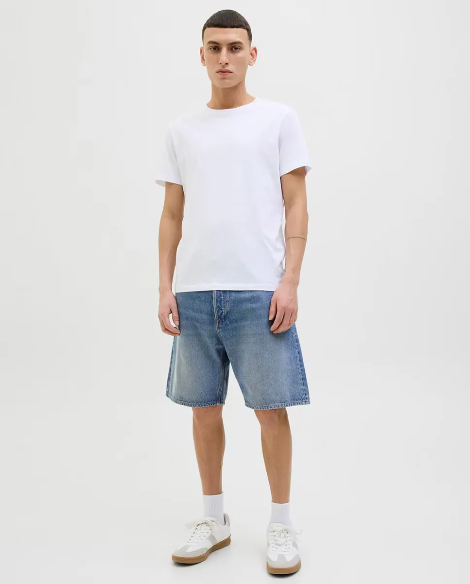 Мужские джинсовые шорты-бермуды с боковыми и задними карманами Jack & Jones, синий
Мужские джинсовые шорты-бермуды с боковыми и задними карманами Jack & Jones, синий