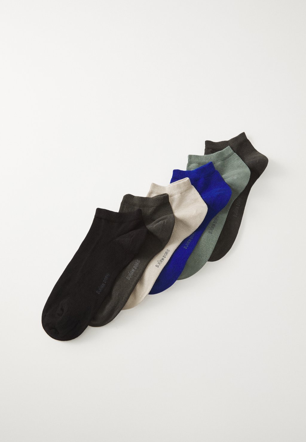 Носки ESSENTIAL STEPS 6 PACK Björn Borg, мультиколор 
Носки ESSENTIAL STEPS 6 PACK Björn Borg, мультиколор