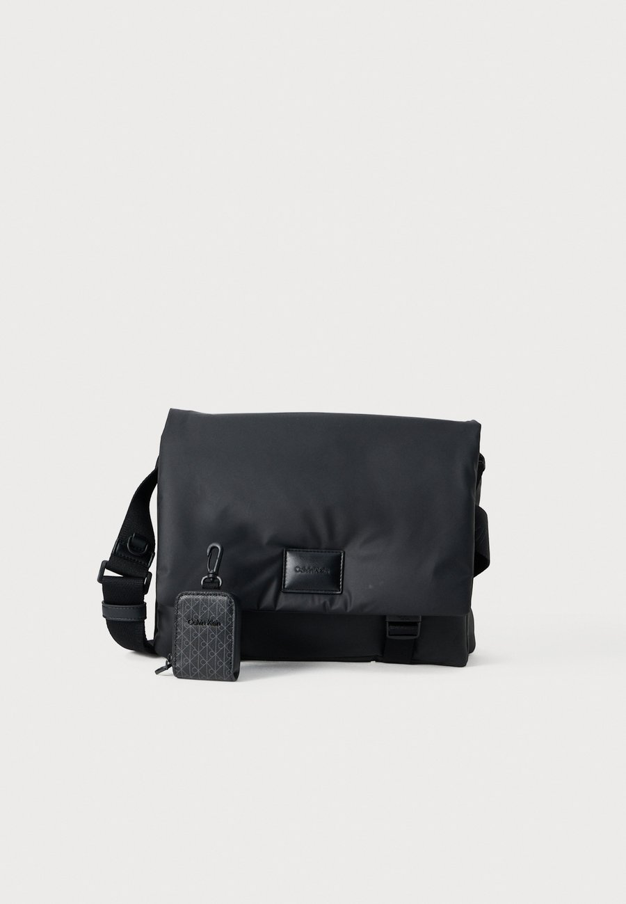 Сумка кросс-боди Calvin Klein UTILITY MESSENGER, Black
Сумка кросс-боди Calvin Klein UTILITY MESSENGER, Black