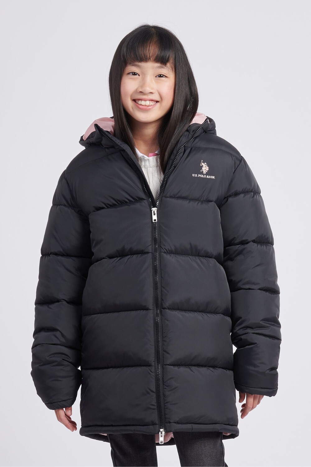 Длинная куртка пуховик для девочек U.S. Polo Assn, черный
Длинная куртка пуховик для девочек U.S. Polo Assn, черный