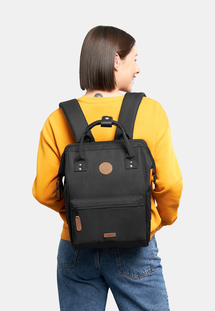 Рюкзак Cabaia ADVENTURER MEDIUM, Black/Anthracite
Рюкзак Cabaia ADVENTURER MEDIUM, Black/Anthracite