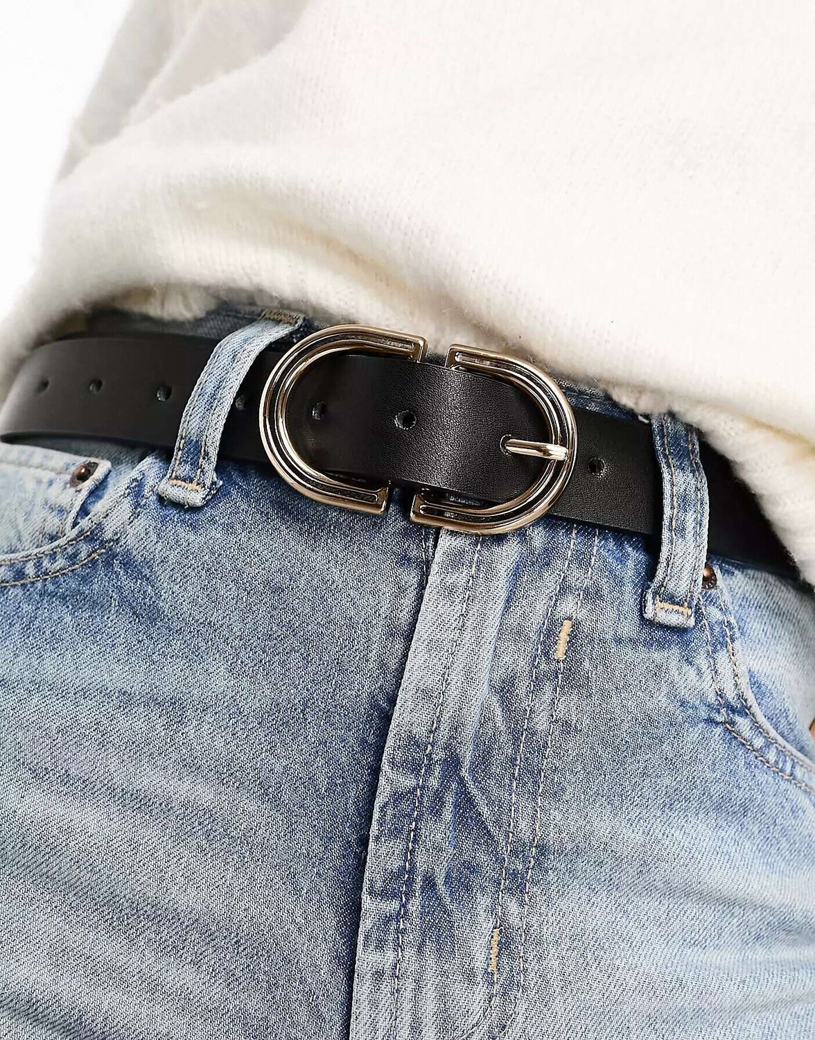 Ремень для джинсов ASOS с золотой пряжкой черного цвета - ЧЕРНЫЙ
Ремень для джинсов ASOS с золотой пряжкой черного цвета - ЧЕРНЫЙ