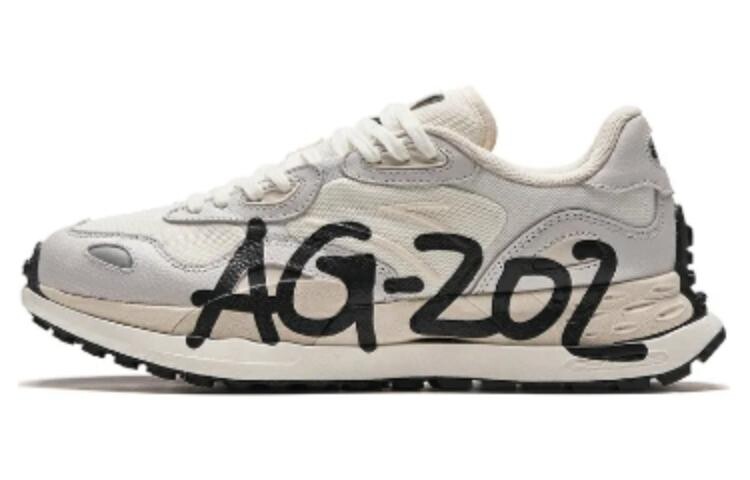 Кроссовки мужские с низким верхом цвета слоновой кости / песочно-серый / меланжевый серый Anta
Кроссовки мужские с низким верхом цвета слоновой кости / песочно-серый / меланжевый серый Anta