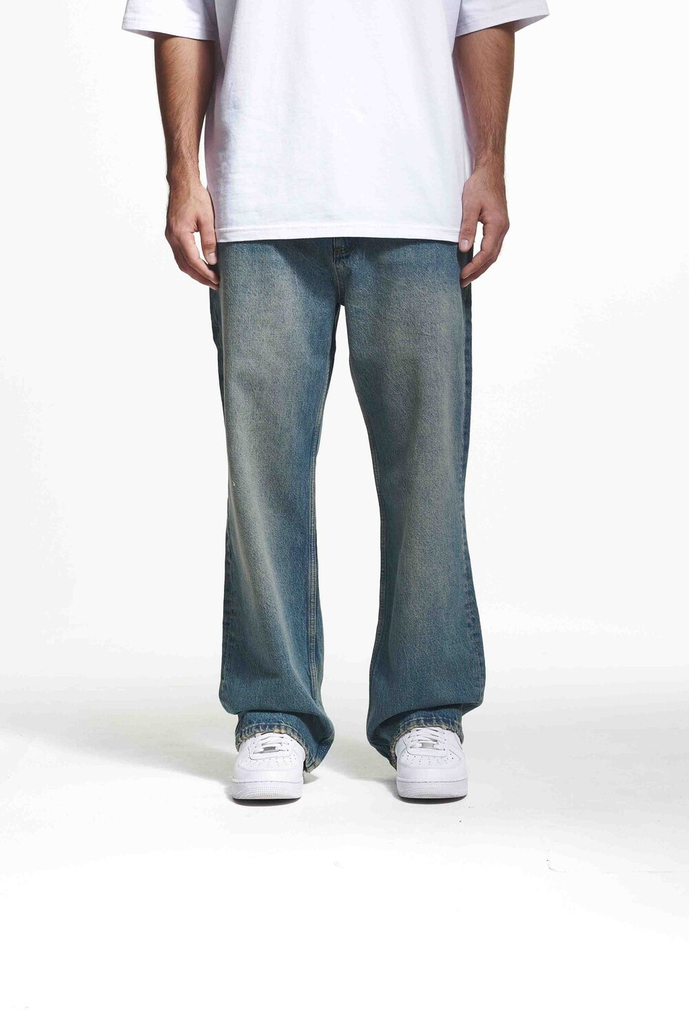 Джинсы свободного кроя ADRIK BASIC BAGGY 2Y Studios, цвет vintage blue
Джинсы свободного кроя ADRIK BASIC BAGGY 2Y Studios, цвет vintage blue