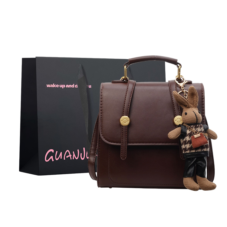 Рюкзак PU обычный женский экрю/черный/коричневый Champion Cub
Рюкзак PU обычный женский экрю/черный/коричневый Champion Cub