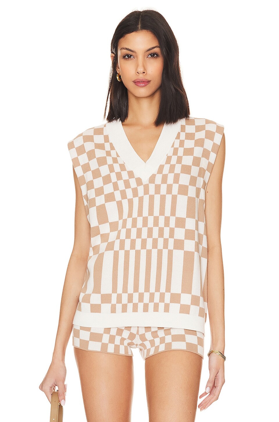 Жилет Lovers and Friends Carice Checkered, цвет Nude & White
Жилет Lovers and Friends Carice Checkered, цвет Nude & White