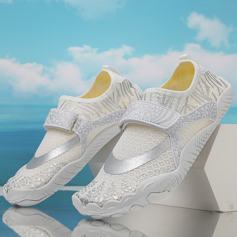 Уличная пляжная обувь QINGHONG, обувь для плавания по реке, обувь для плавания и мореплавания, мужская и женская обувь для прогулок, быстросохнущая обувь с пятью пальцами V212, белый 35-46