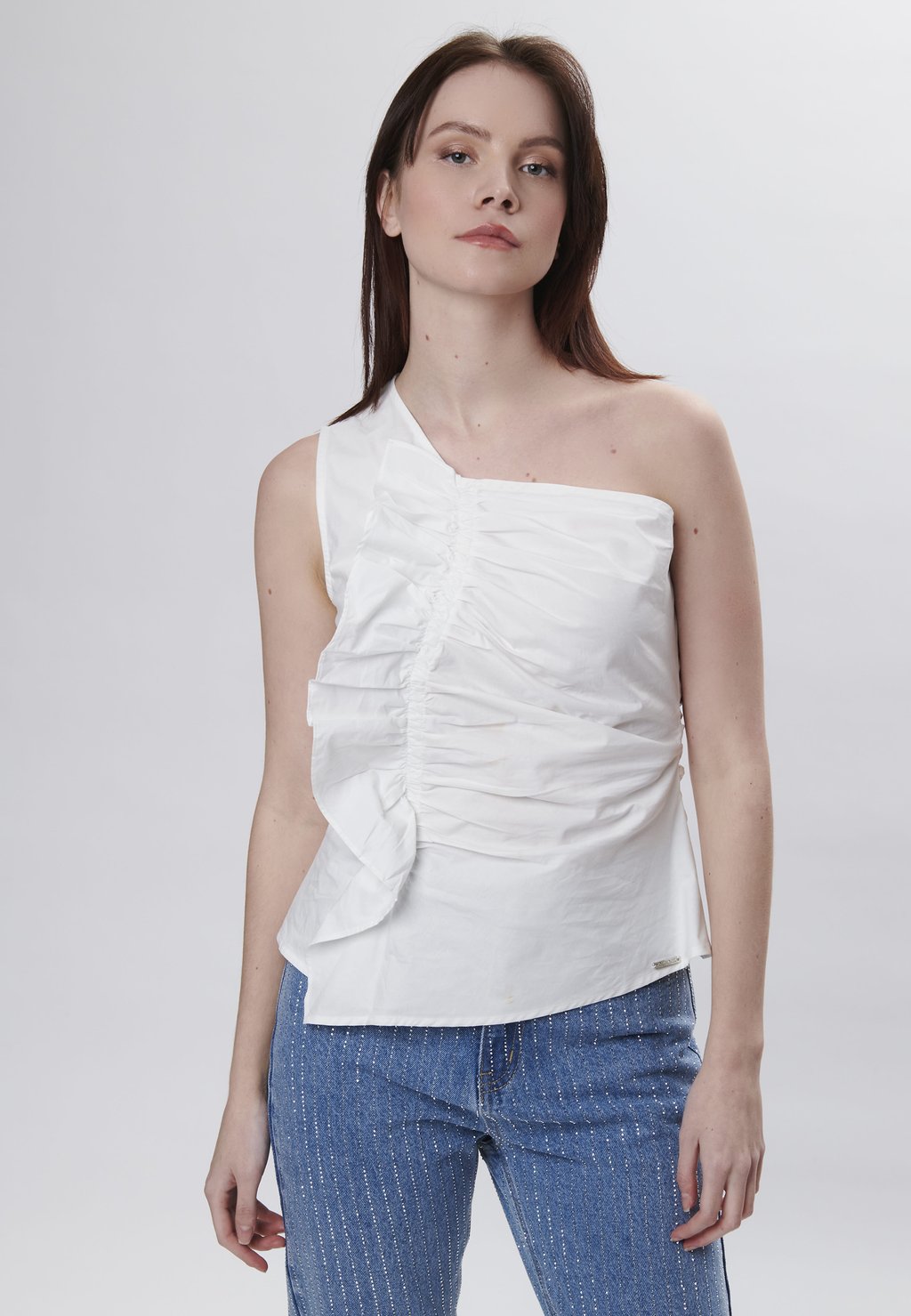 Топ ONE-SHOULDER INFLUENCER, белый 
Топ ONE-SHOULDER INFLUENCER, белый