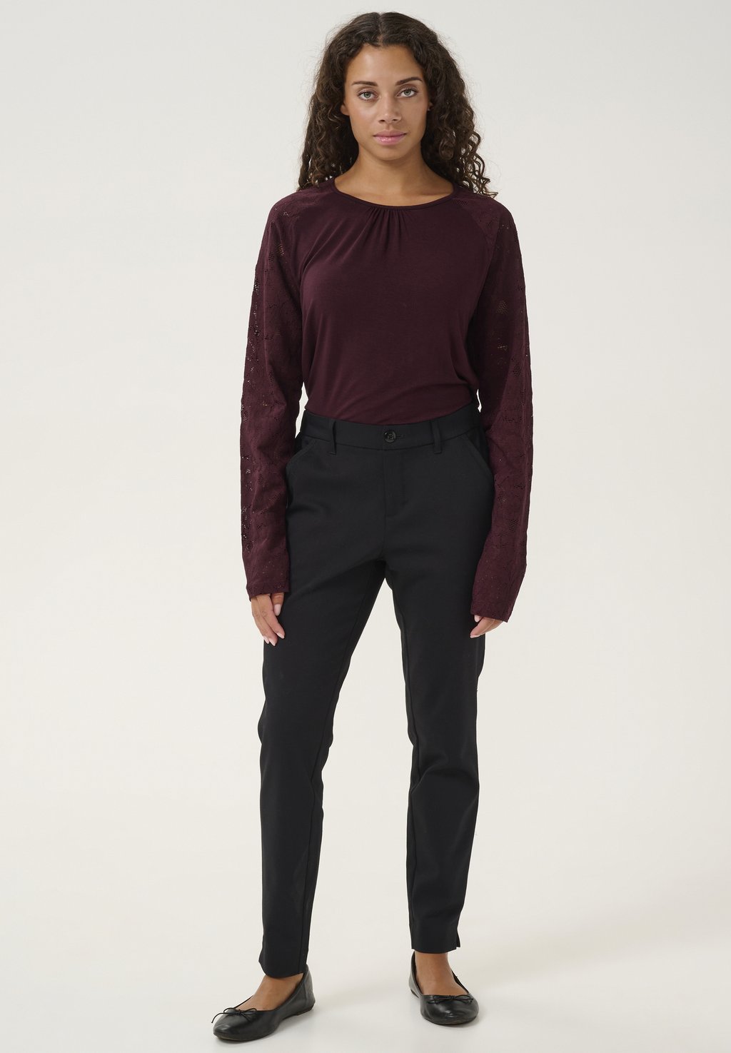 Топ с длинными рукавами NICOLE Culture, бордовый
Топ с длинными рукавами NICOLE Culture, бордовый