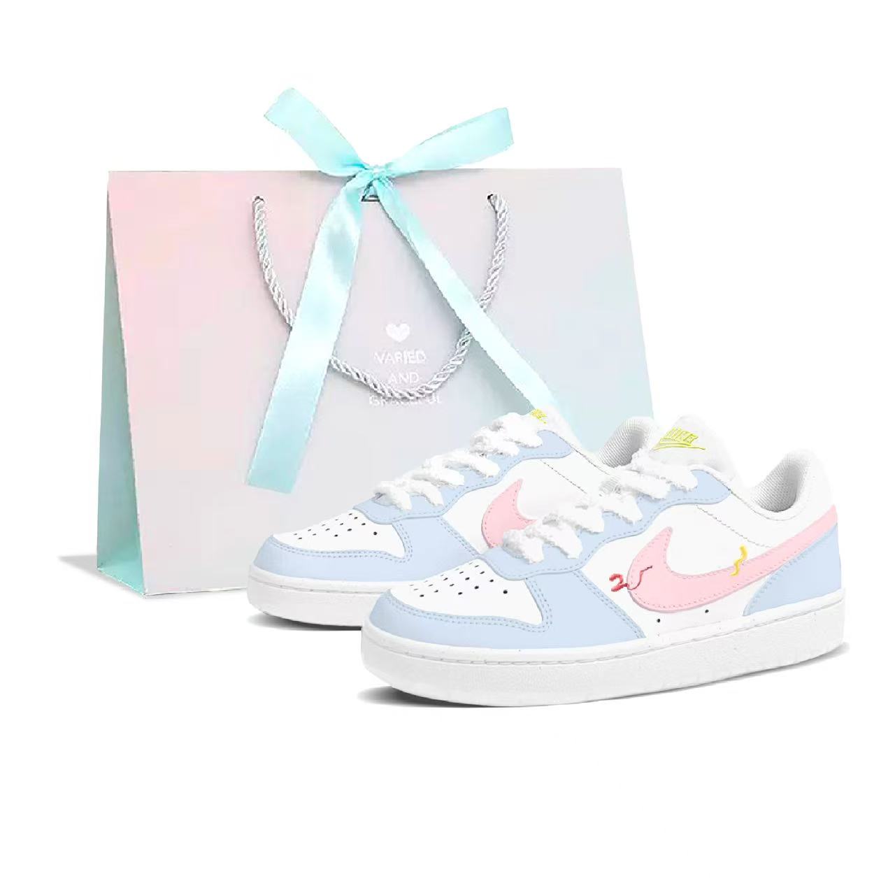 Детские скейтерские кроссовки Court Borough для младших школьников Nike, синий/розовый 
Детские скейтерские кроссовки Court Borough для младших школьников Nike, синий/розовый