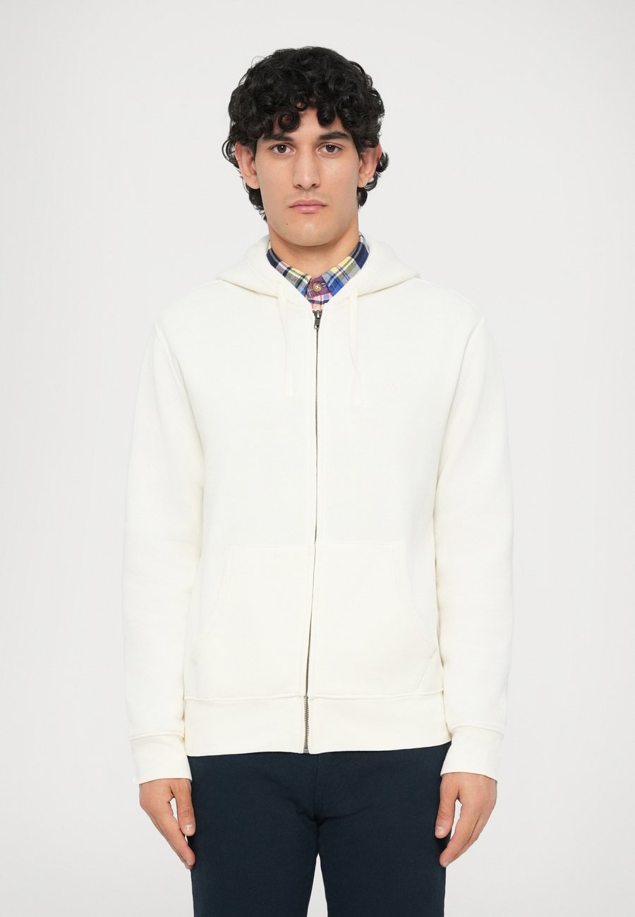 Толстовка Polo Ralph Lauren GARMENT-DYED FLEECE FULL-ZIP HOODIE, Clubhouse Cream/Dark Blue, Синий, Толстовка Polo Ralph Lauren GARMENT-DYED FLEECE FULL-ZIP HOODIE, Clubhouse Cream/Dark Blue
Толстовка Polo Ralph Lauren GARMENT-DYED FLEECE FULL-ZIP HOODIE, Clubhouse Cream/Dark Blue, Синий, Толстовка Polo Ralph Lauren GARMENT-DYED FLEECE FULL-ZIP HOODIE, Clubhouse Cream/Dark Blue