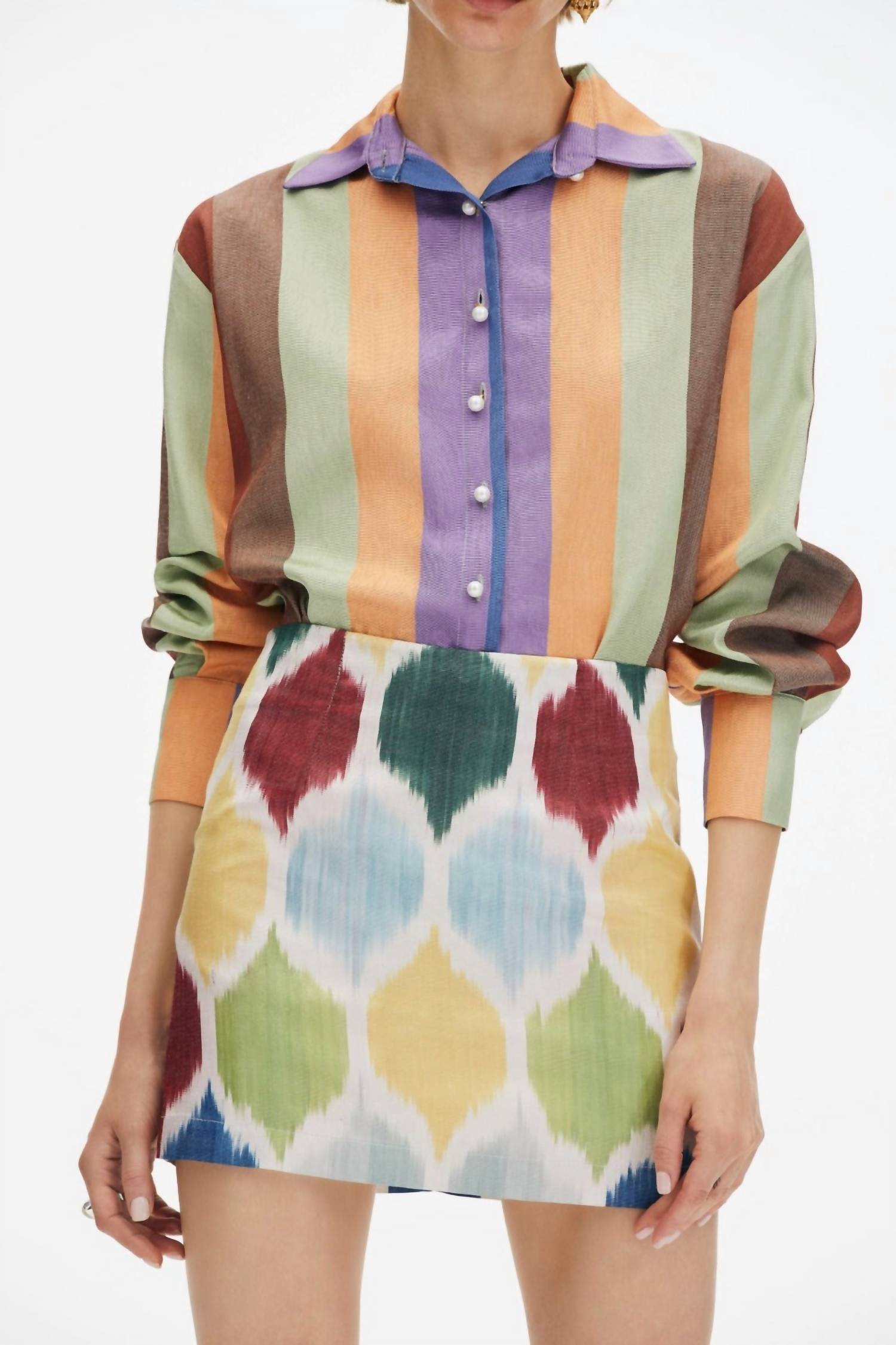 Стильная рубашка в коричневую полоску Punicana
Стильная рубашка в коричневую полоску Punicana