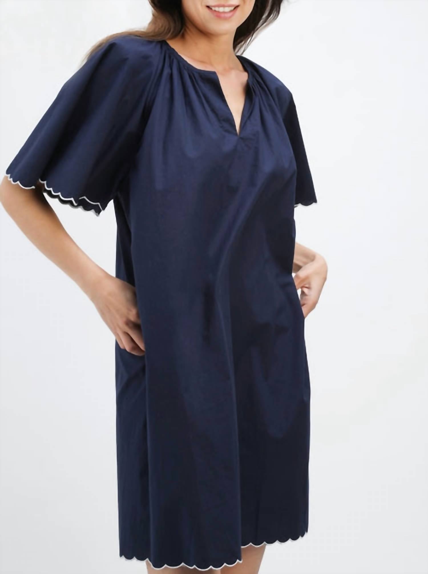 Платье Harbor Scallop в темно-синем цвете Navybleu
Платье Harbor Scallop в темно-синем цвете Navybleu