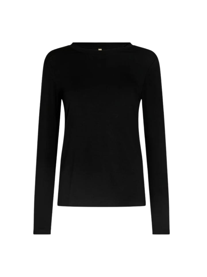 Футболка SC_TAMAR в цвете 9999 BLACK soyaconcept
Футболка SC_TAMAR в цвете 9999 BLACK soyaconcept