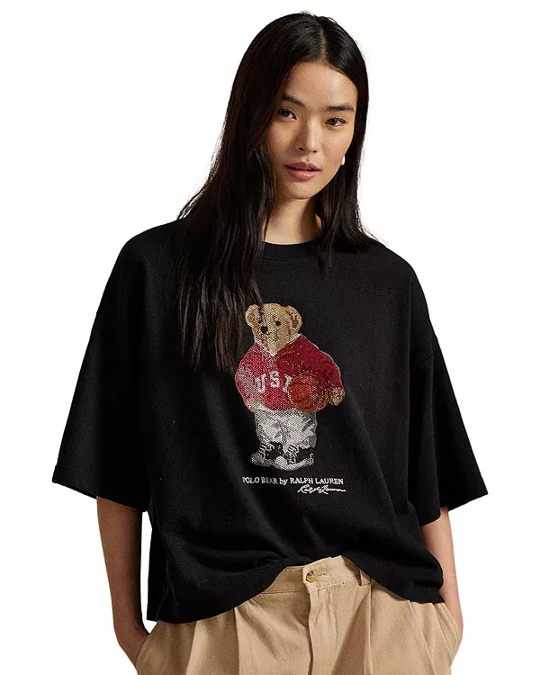 Футболка-Поло из хлопка с изображением медведя, украшенная стразами. Ralph Lauren, черный
Футболка-Поло из хлопка с изображением медведя, украшенная стразами. Ralph Lauren, черный
