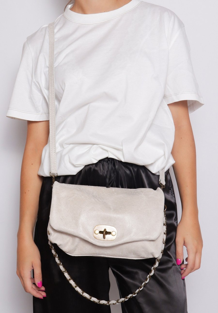 Сумка кросс-боди Chiara Ferretti Cross body bag, Beige
Сумка кросс-боди Chiara Ferretti Cross body bag, Beige
