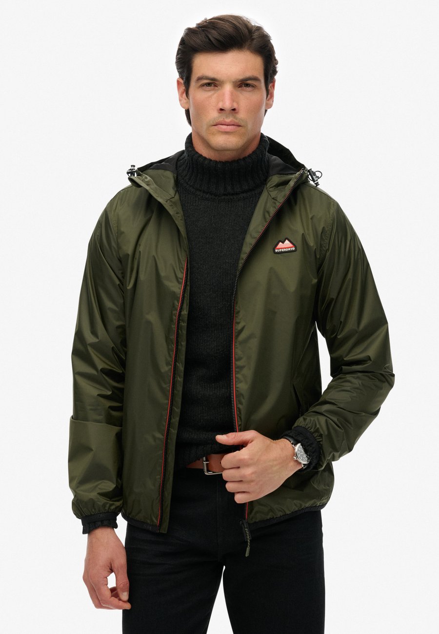Куртка Superdry & Co Summer jacket, Olive Night Green/Green
Куртка Superdry & Co Summer jacket, Olive Night Green/Green