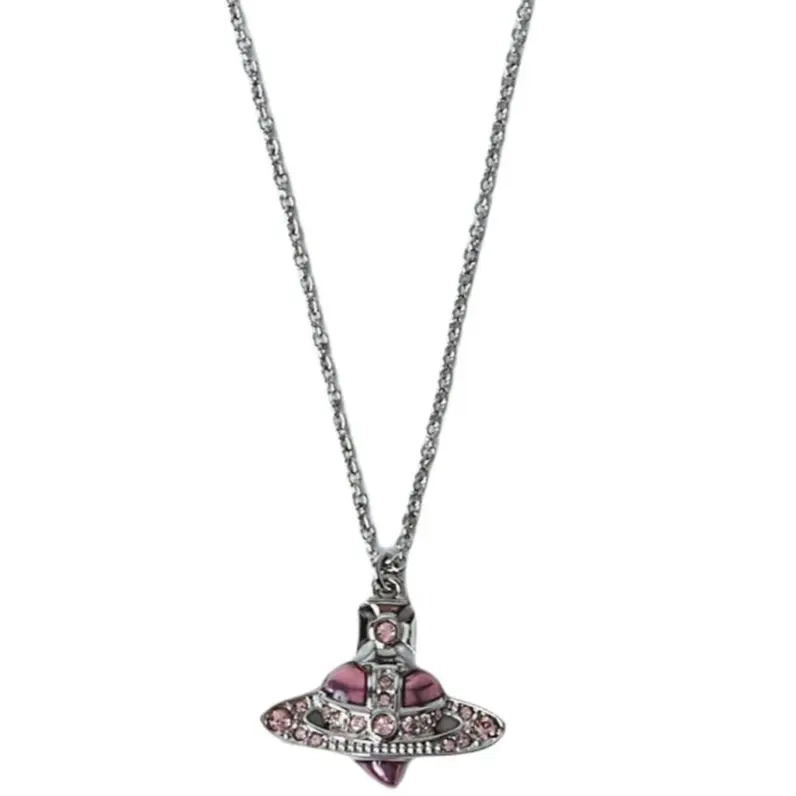 Vivienne Westwood Серебряное ожерелье с латунными элементами Women's Silver
Vivienne Westwood Серебряное ожерелье с латунными элементами Women's Silver