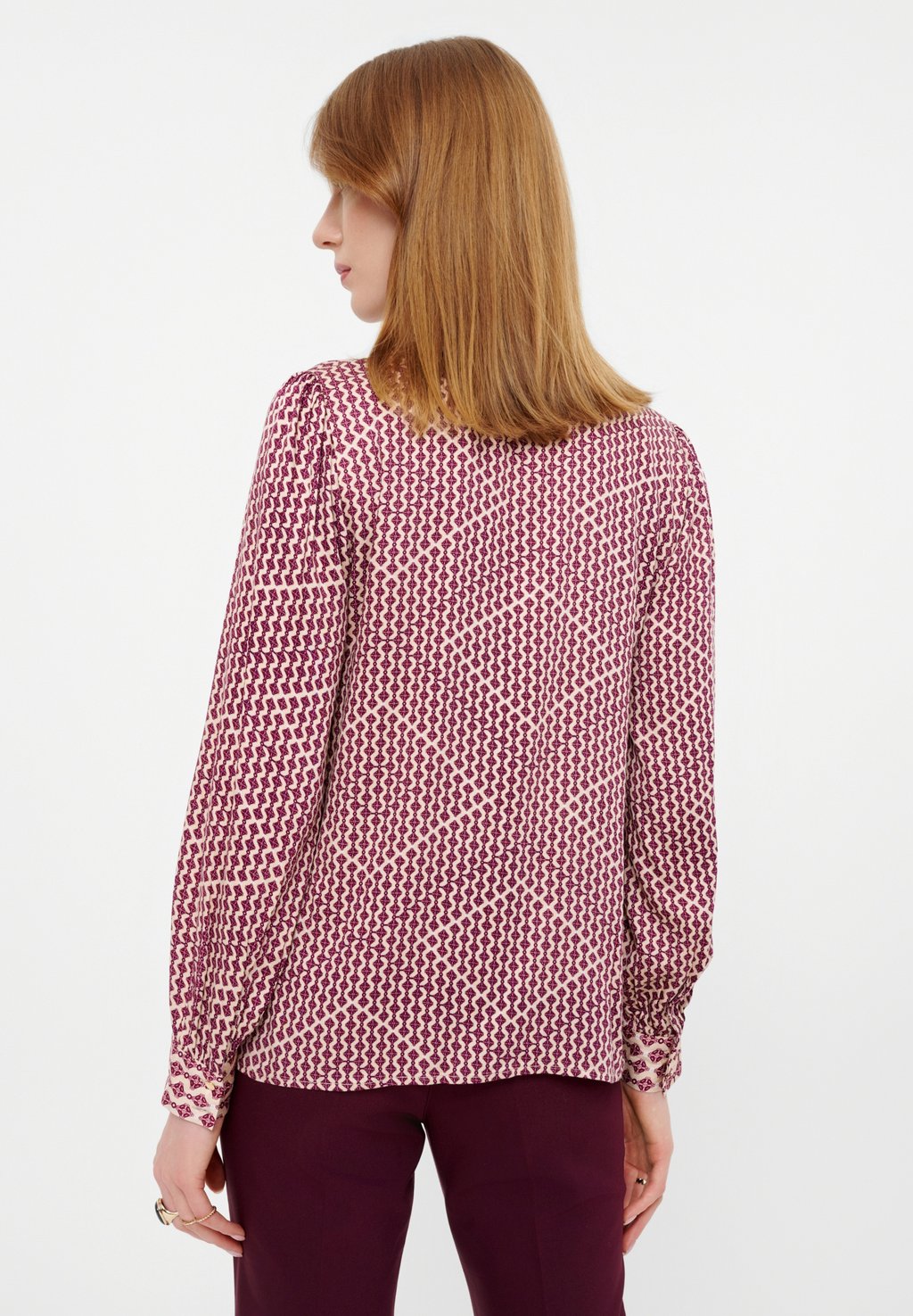 Топ с длинными рукавами BLUZKA Greenpoint, темно-красный
Топ с длинными рукавами BLUZKA Greenpoint, темно-красный