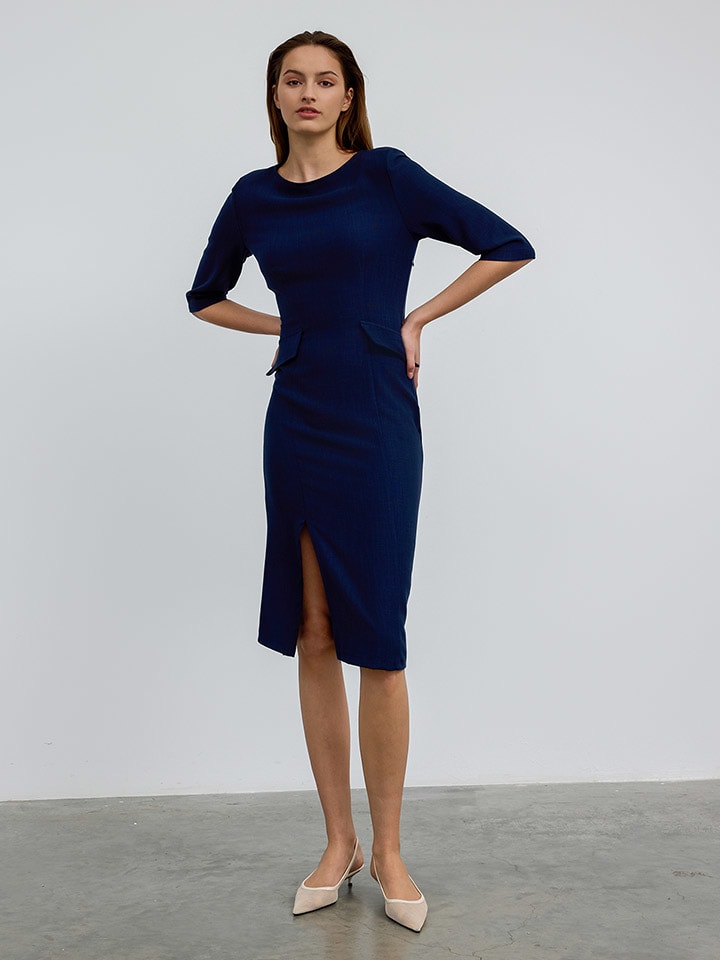 Платье длиной до колена BGN, темно-синий
Платье длиной до колена BGN, темно-синий