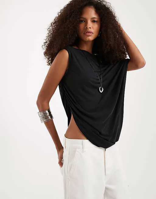 Черный топ-туника Free People Cascadia
Черный топ-туника Free People Cascadia