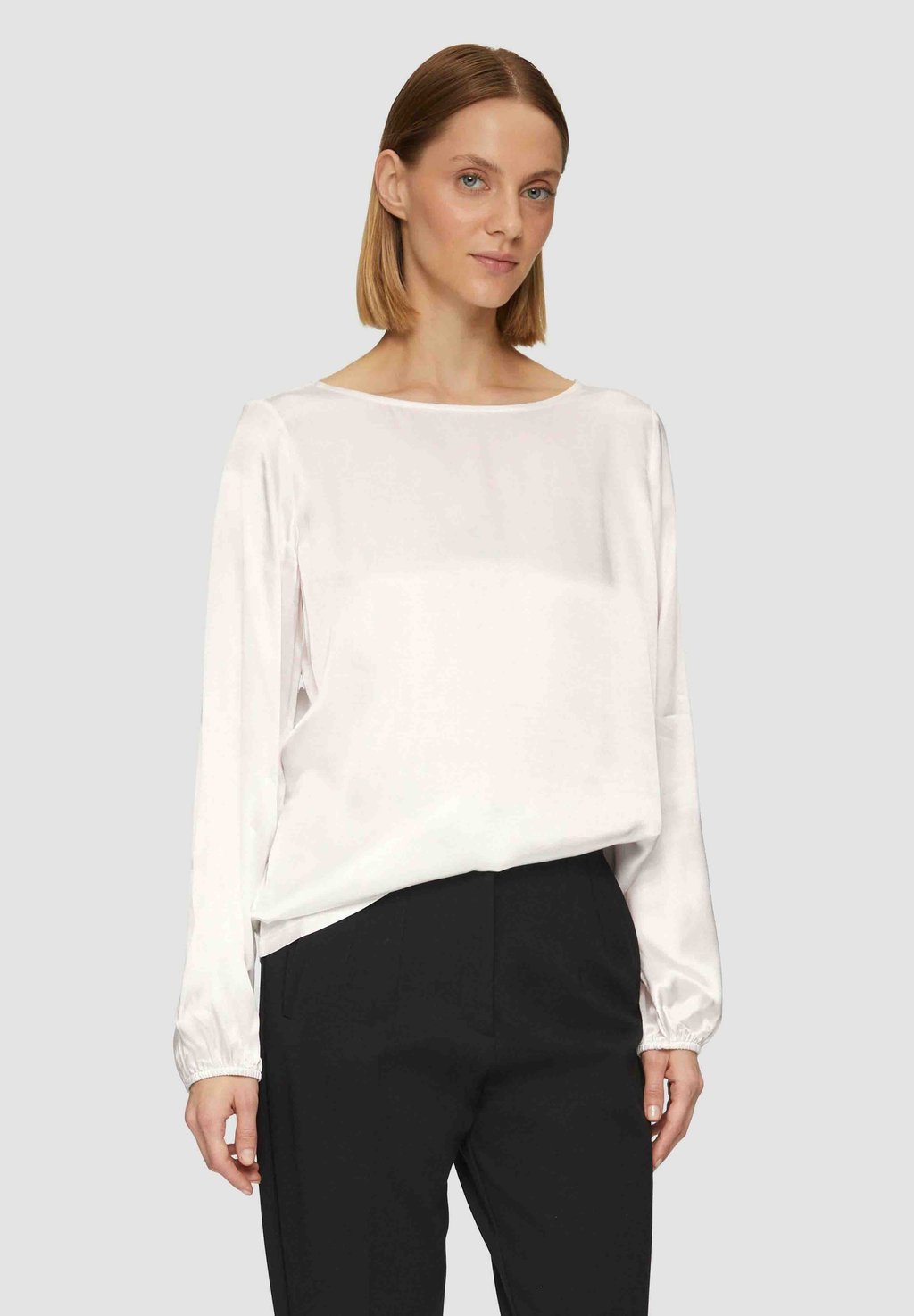 Блуза s.Oliver BLACK LABEL, молочный
Блуза s.Oliver BLACK LABEL, молочный