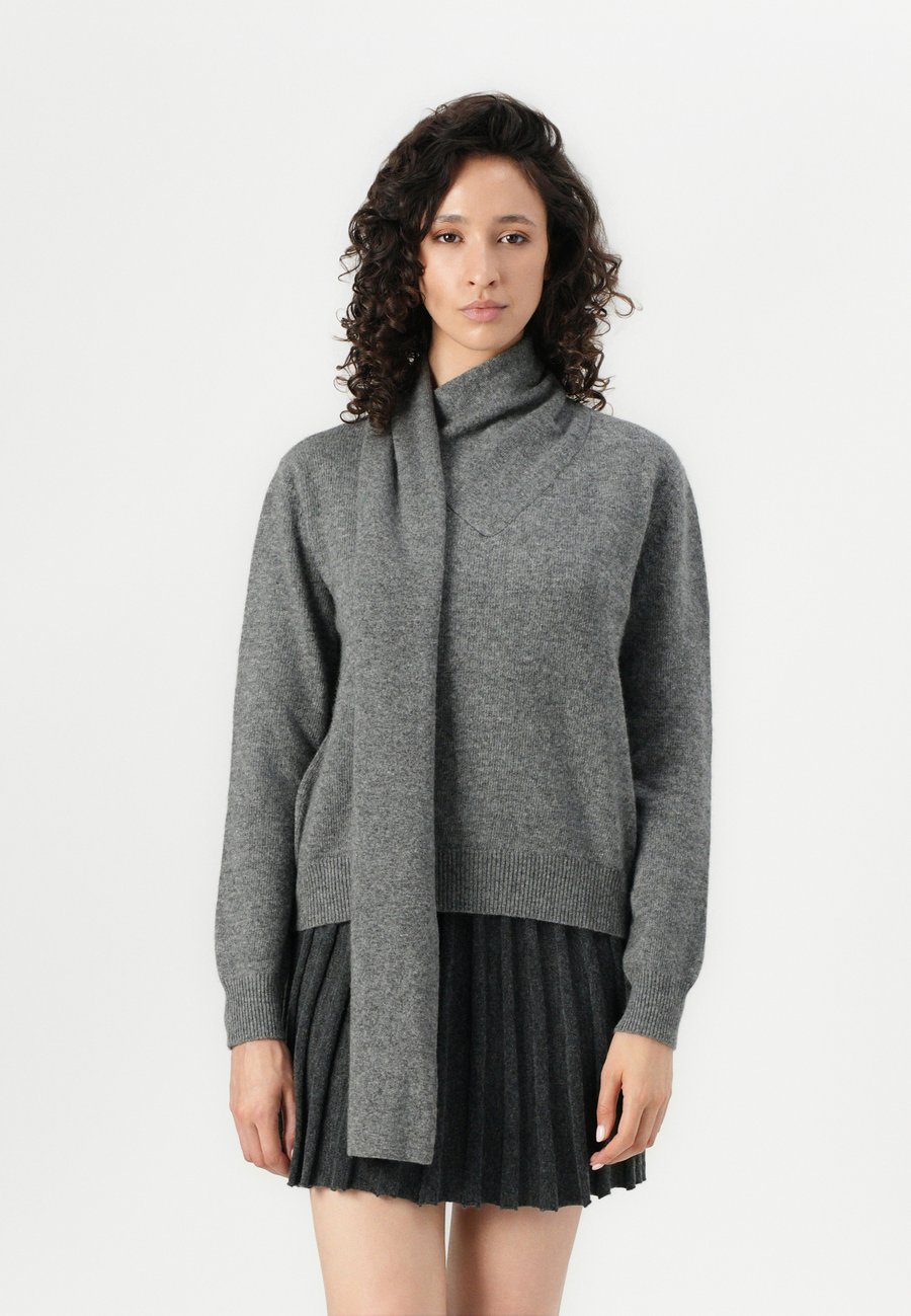 Джемпер Replay SCARF TURTLE NECK, Grey
Джемпер Replay SCARF TURTLE NECK, Grey